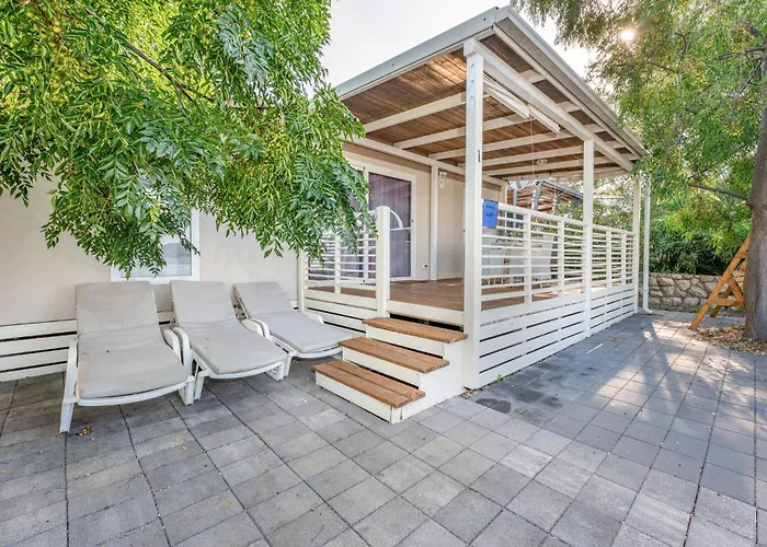 3 Bedroom Pet Friendly In Biograd Дом отдыха *