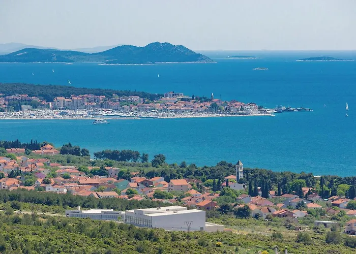 3 Bedroom Pet Friendly In Biograd Дом отдыха *