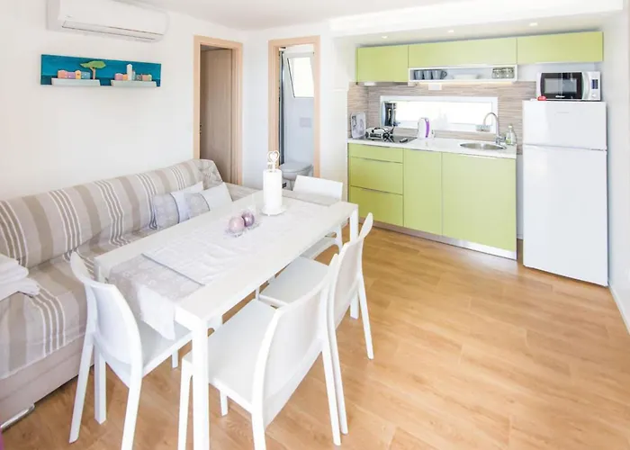 3 Bedroom Pet Friendly In Biograd